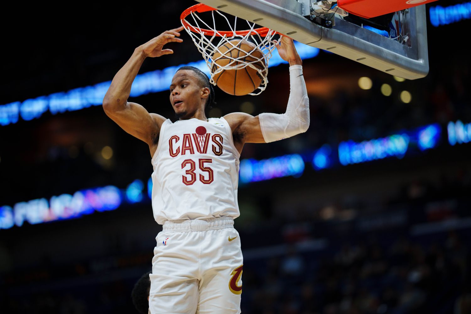 Cleveland Cavaliers forward Isaac Okoro (35) dunks the ball against the New Orleans Pelicans during the second quarter at Smoothie King Center.
